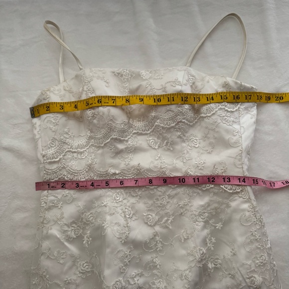 Unbranded Lace Trumpet Wedding Dress - Picture 7 of 8